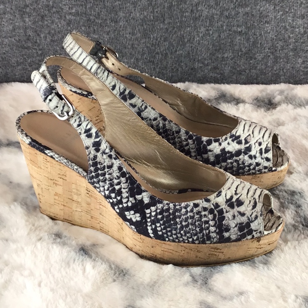 Stuart Weizman Snake Embossed Peep Toe Platform Cork Wedge Sandals Size 9 W